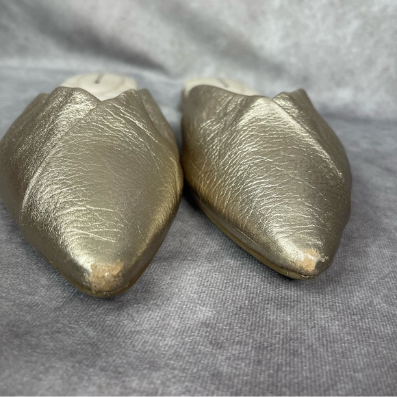 Birdies The Swan Leather Slip On Mules Flats In Gold Women's Size 8.5 - Picture 3 of 10